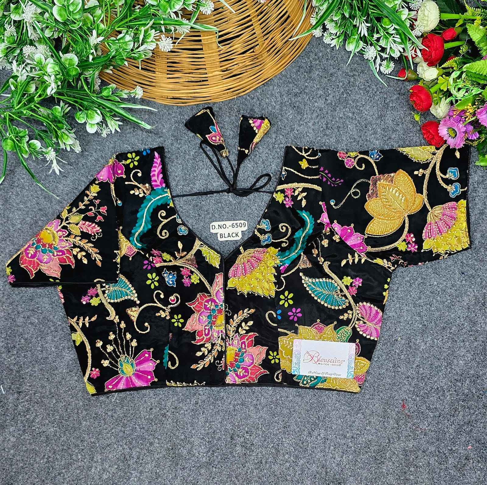 Buy Crepe Viscose Position Print Blouse – BlouseLine BL6509