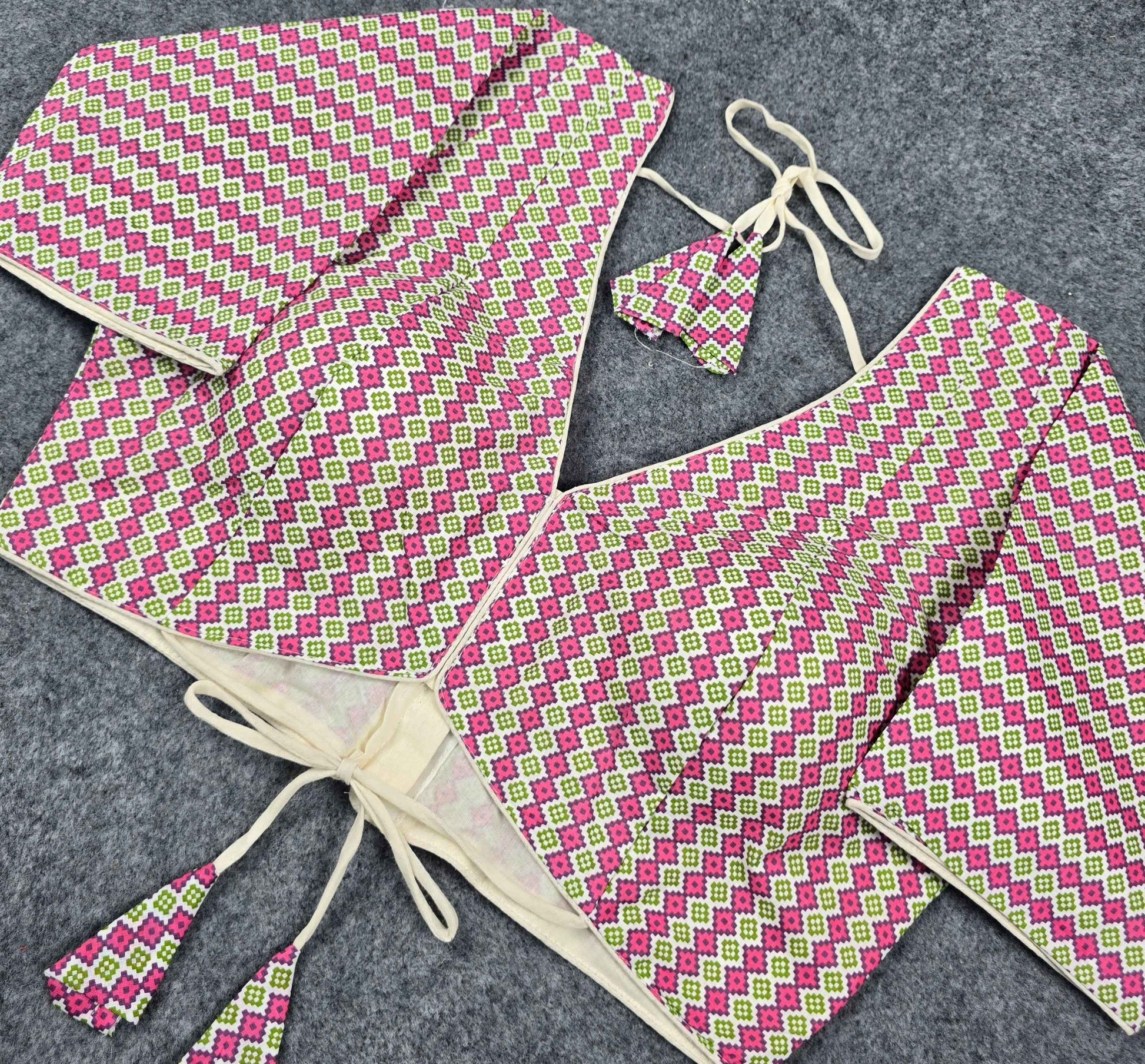Premium Cotton Printed Blouse – Wholesale Manufacturer Direct (Surat)