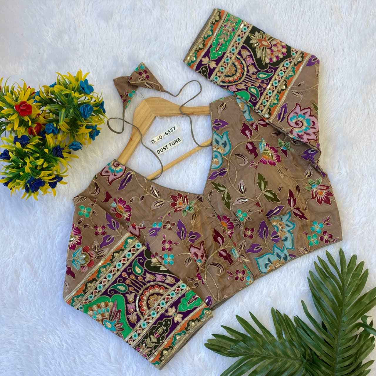 Buy Fancy & Trendy Crepe Viscose Position Print Blouse Online – BlouseLine BL 6537