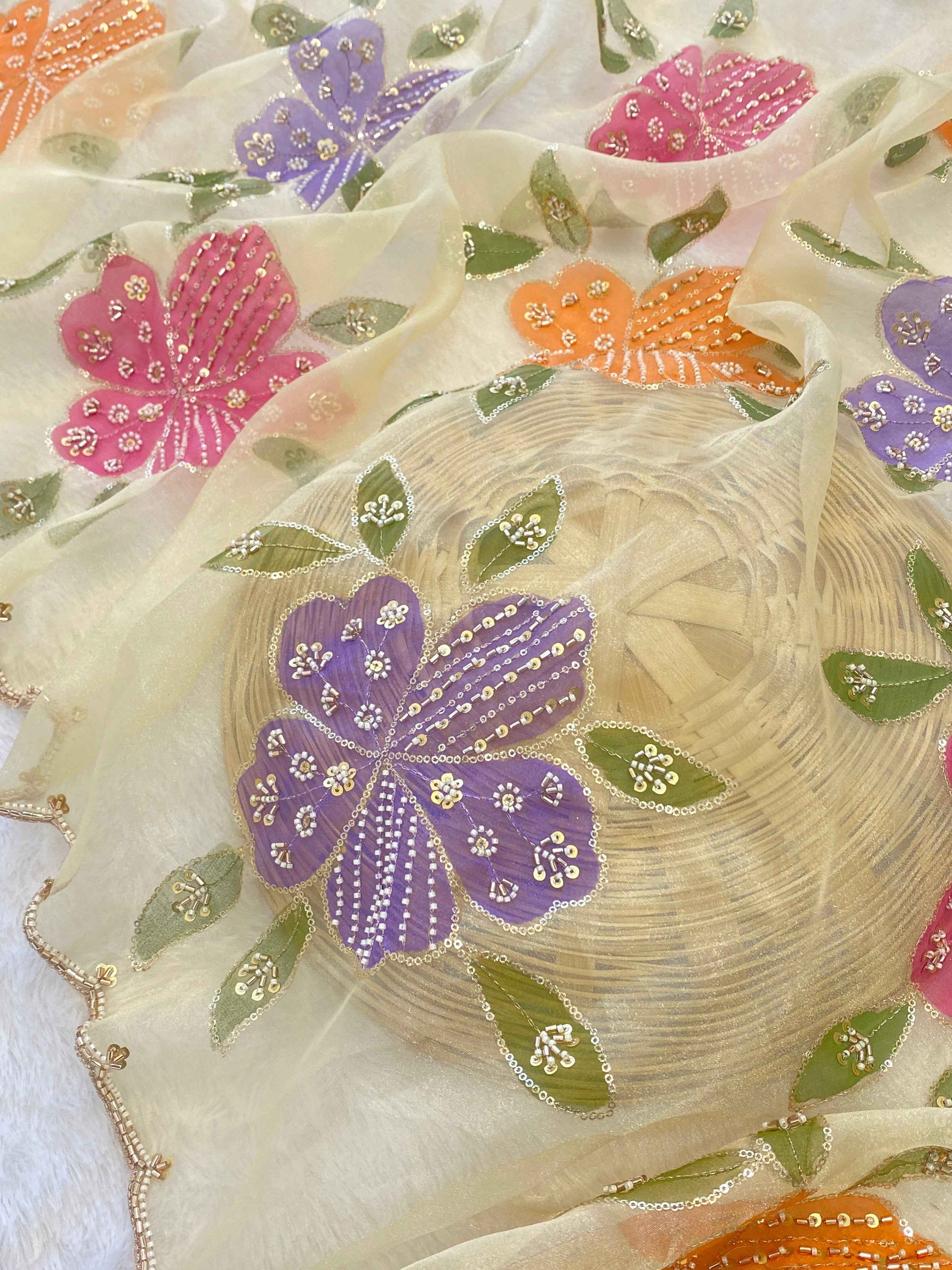 Buy Organza Dupatta Online – BlouseLine | Handprint & Embroidery Dupatta 2.50 Mtr