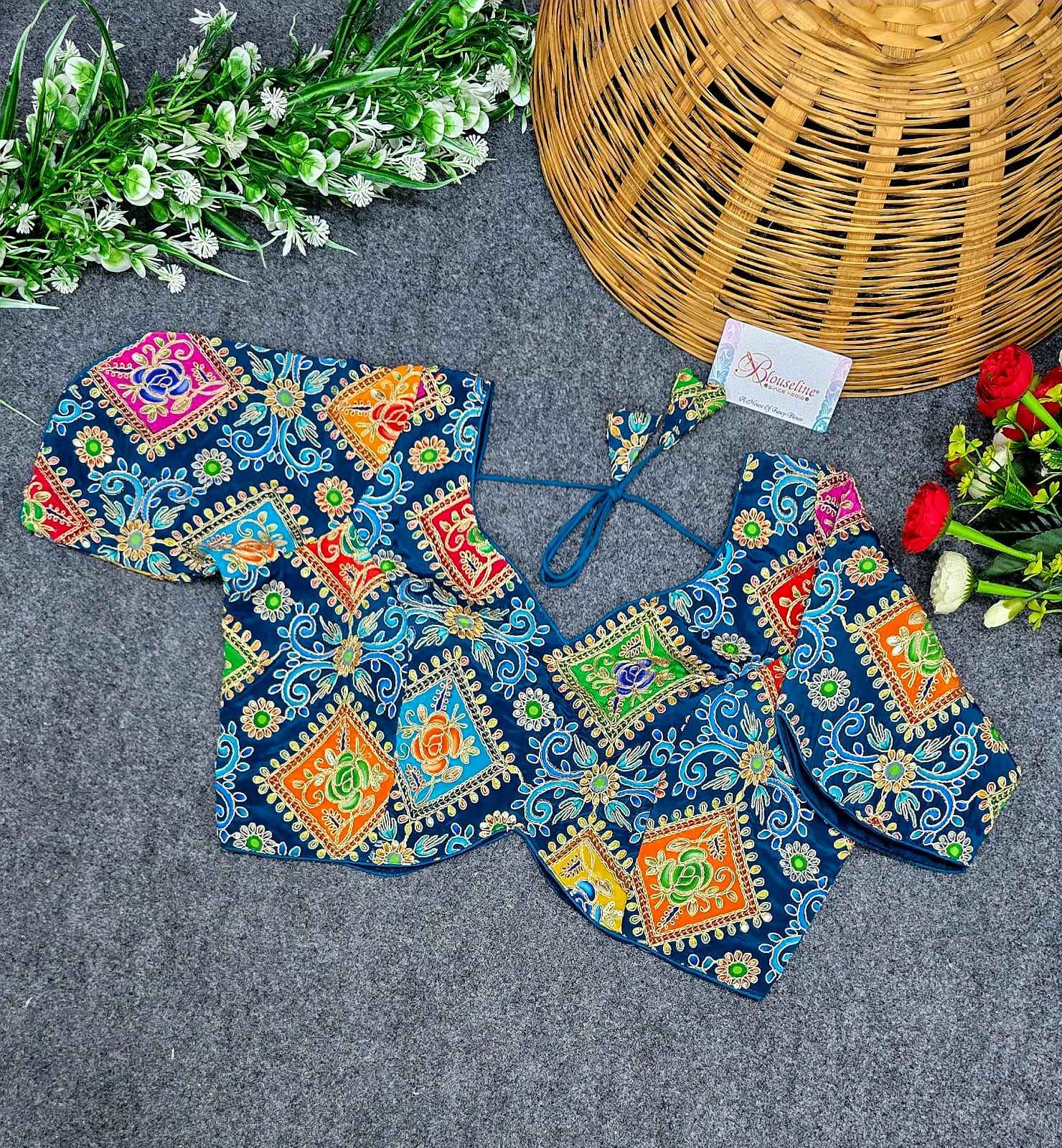 Crepe Viscose Position Print Blouse Supplier - BlouseLine