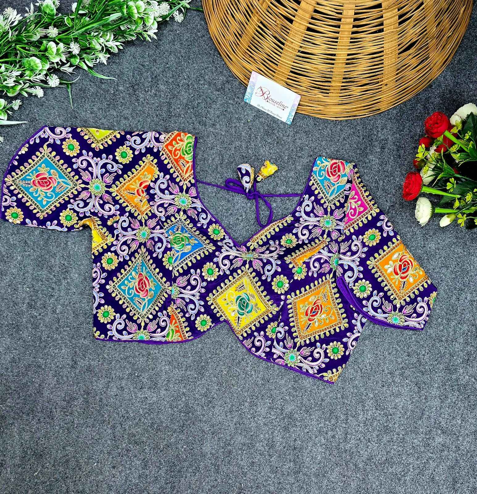 Crepe Viscose Position Print Blouse Supplier - BlouseLine