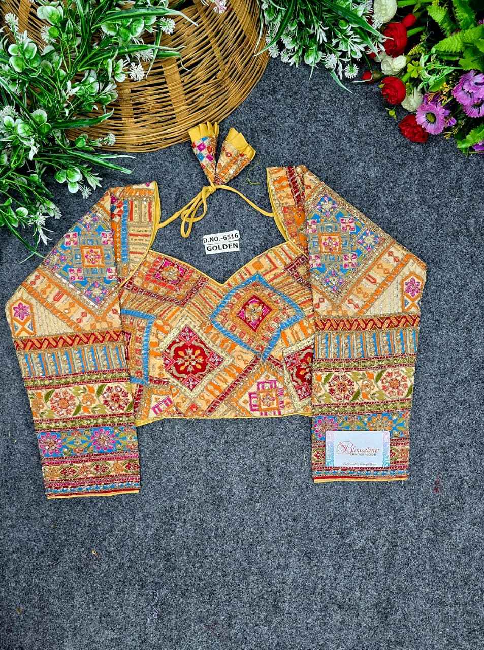 Buy Crepe Viscose Position Print Blouse Online – BlouseLine BL6516