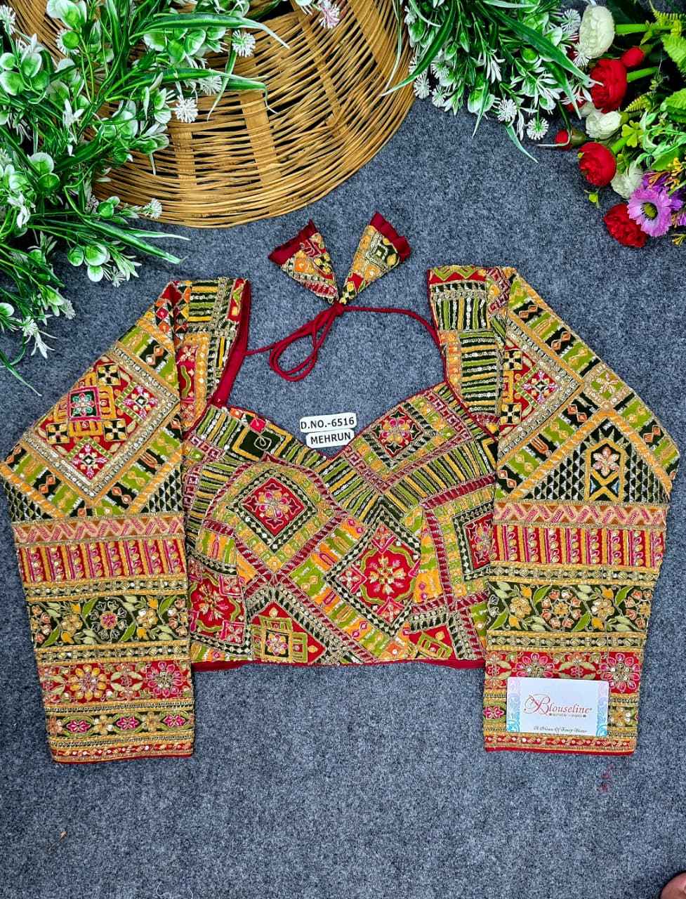 Buy Crepe Viscose Position Print Blouse Online – BlouseLine BL6516