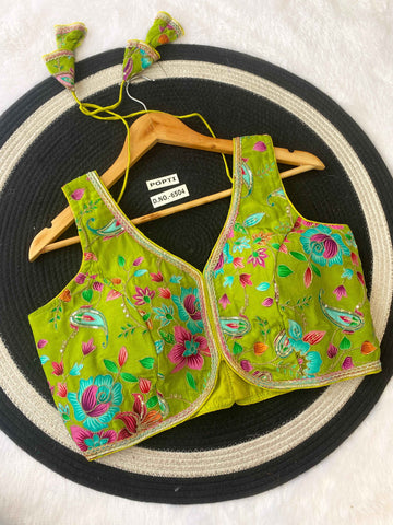 Buy Crepe Viscose Position Print Blouse Manufacturers in India – BlouseLine Bl 6504